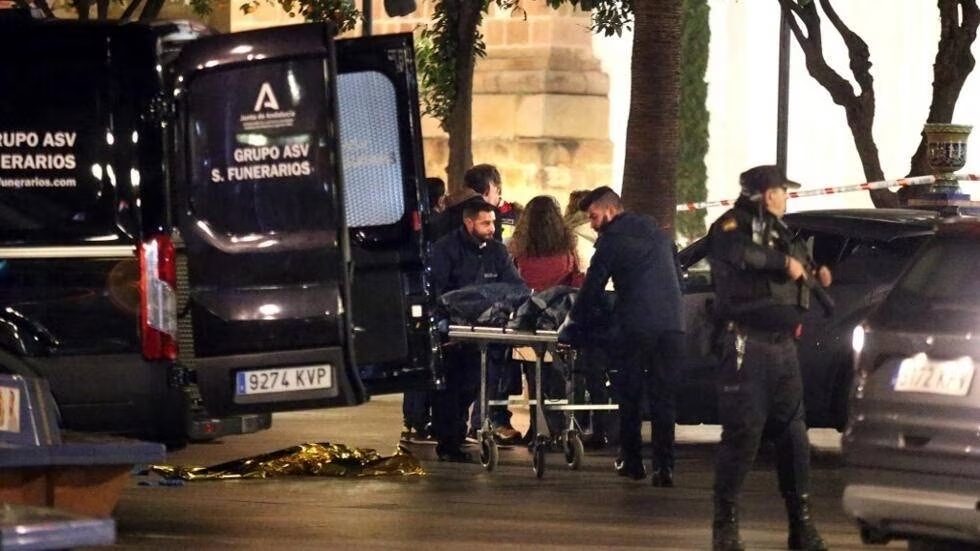 España: ataque a dos iglesias dejó un sacristán muerto y un sacerdote herido
