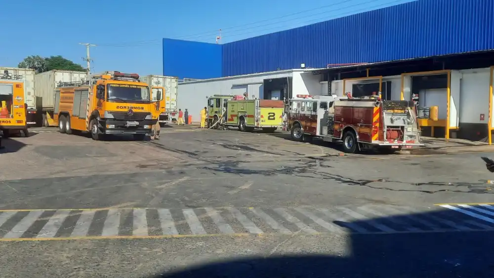 Reportan fuga importante de amoníaco en frigorífico de Asunción
