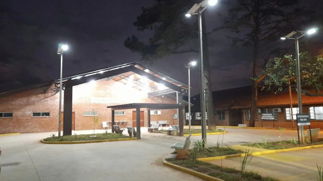 Fiesta de 15 años termina con una mujer herida con arma blanca tras incidentes